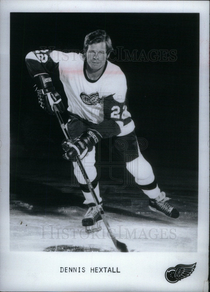 Press Photo Dennis Hextall Detroit Red Wings Forward - Historic Images