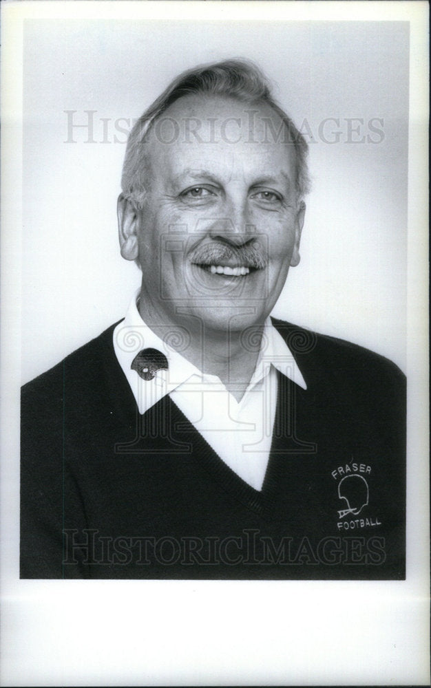 1993 Press Photo Ray Barr Fraser School Football Coach - Historic Images