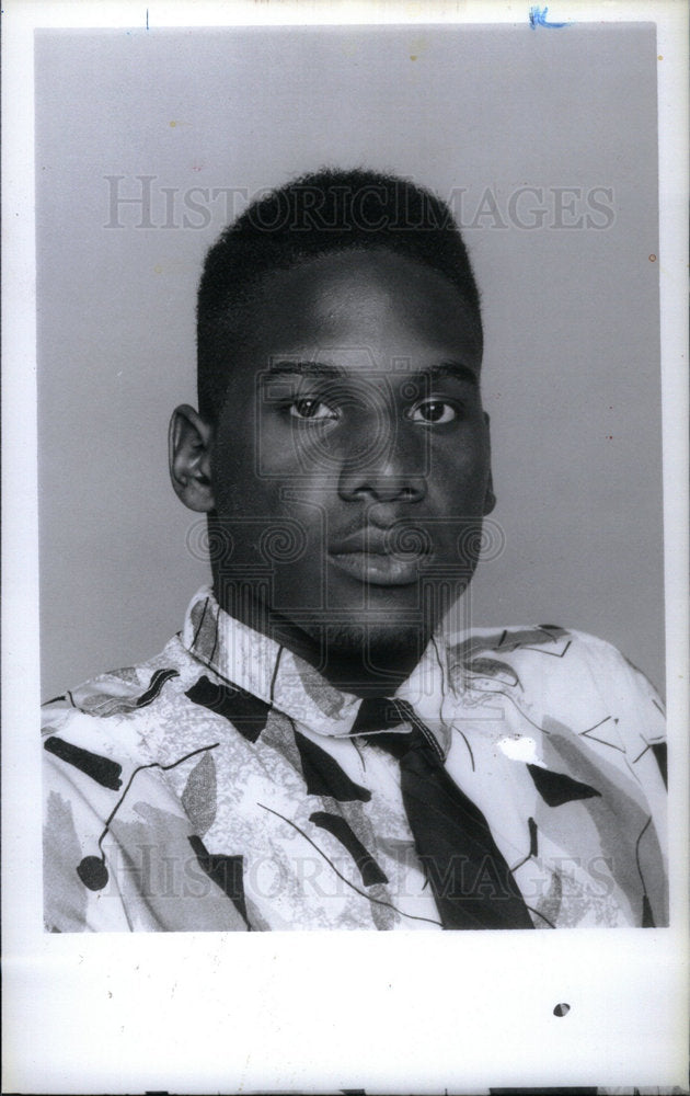 1991 Press Photo Elroy Reese Bishop Gallagher - Historic Images