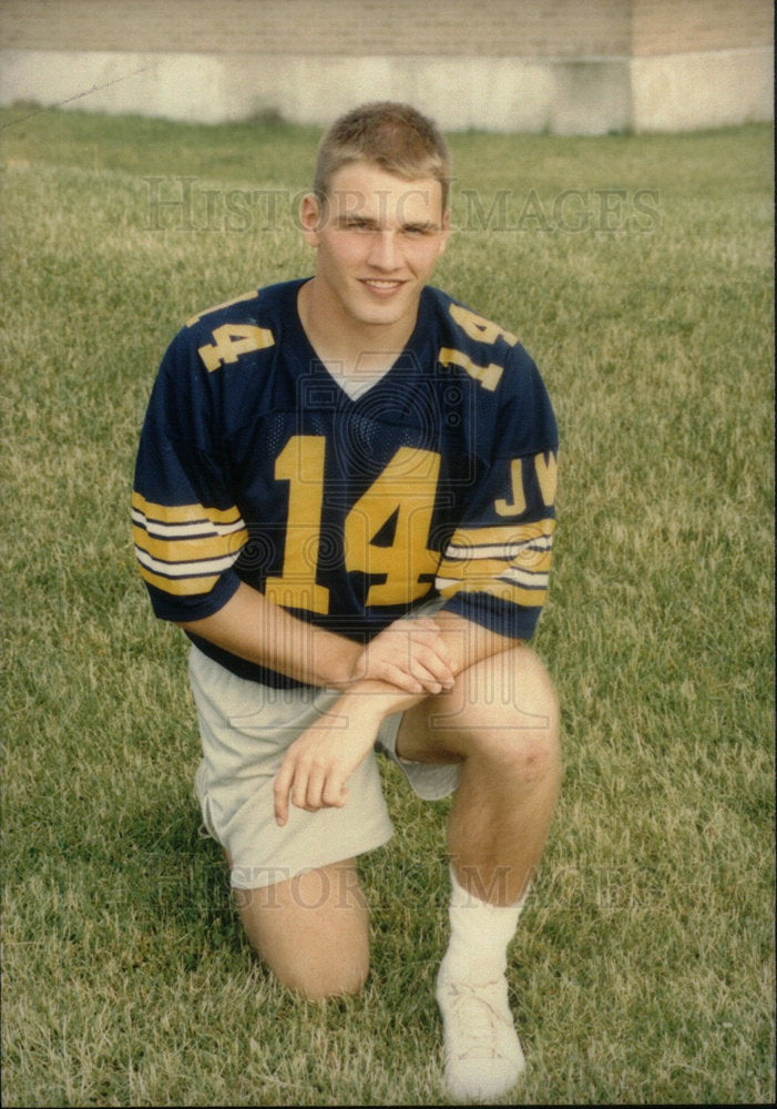 Press Photo Scott Mutryn Quarterback Patriots - RRX39819 - Historic Images