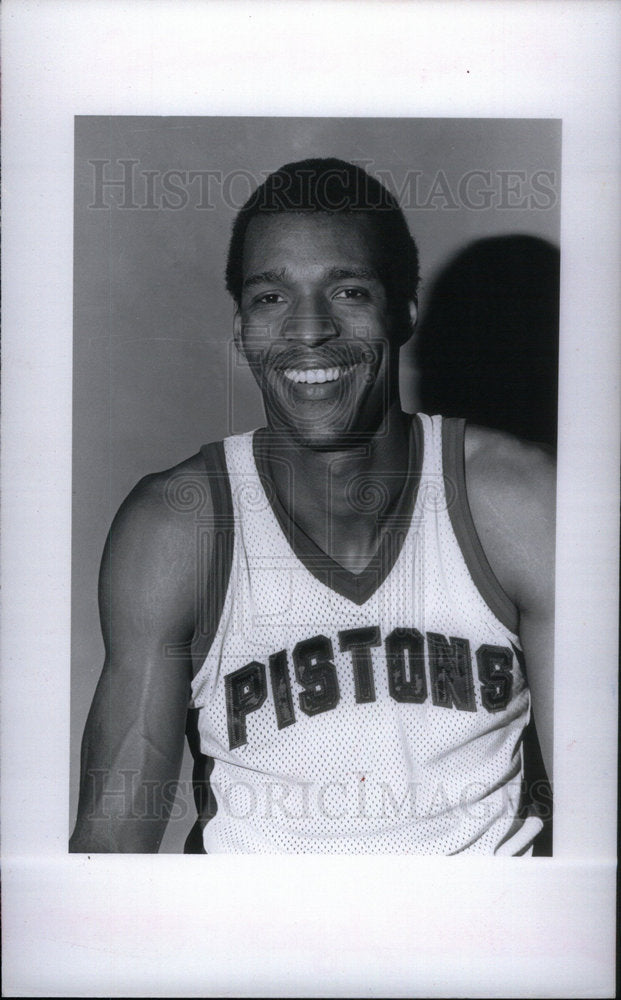 1977 Press Photo Detroit Pistons player - Historic Images