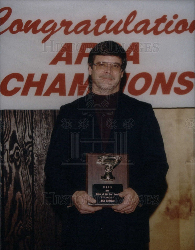 press photo Rick Knowles race car driver - Historic Images