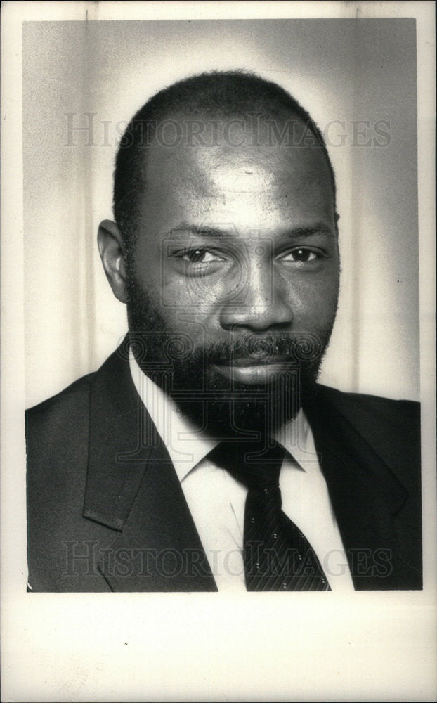 1987 Press Photo Columbus Moore,football coach - Historic Images