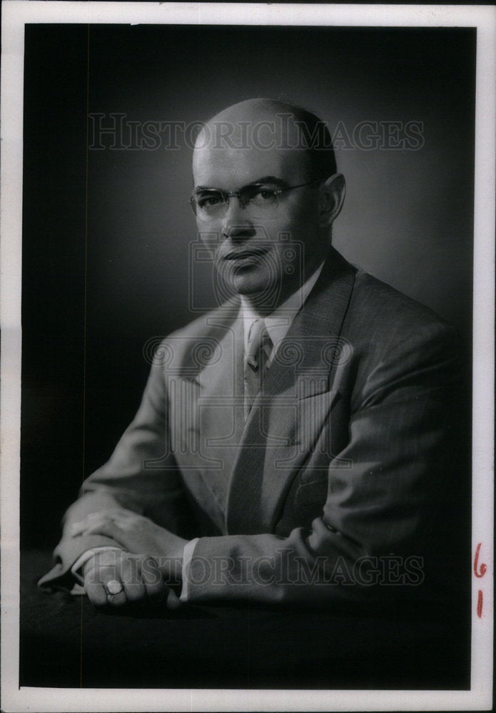 1956 Press Photo Robert S. McCollum - Historic Images