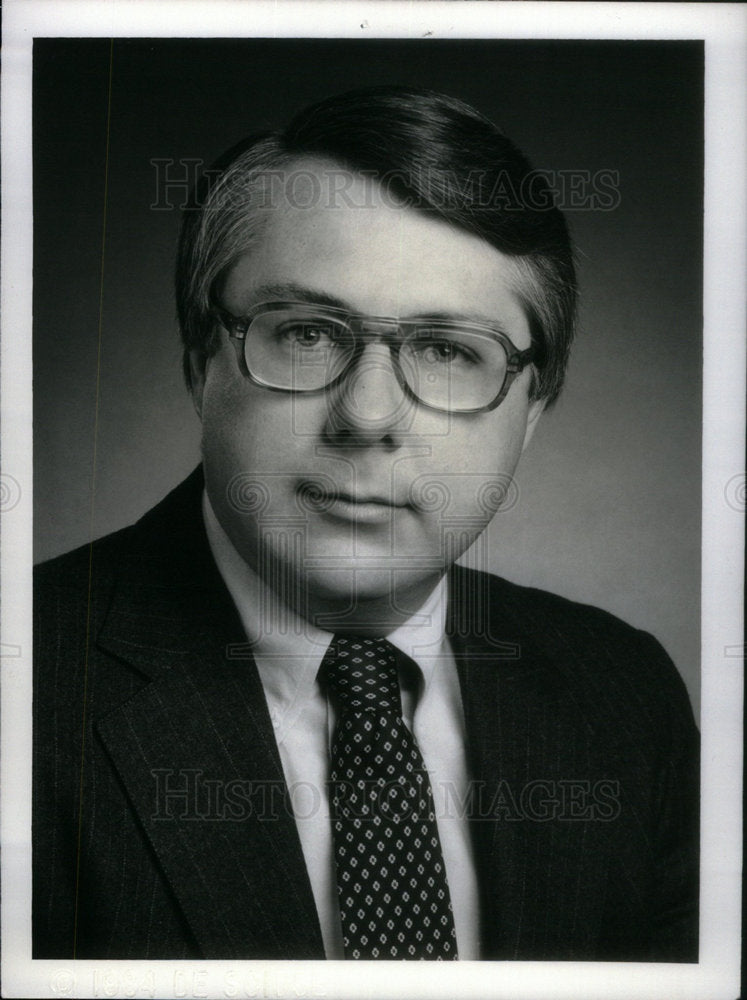 1985 Press Photo Lon McCain, Petro-Lewis Corp - Historic Images