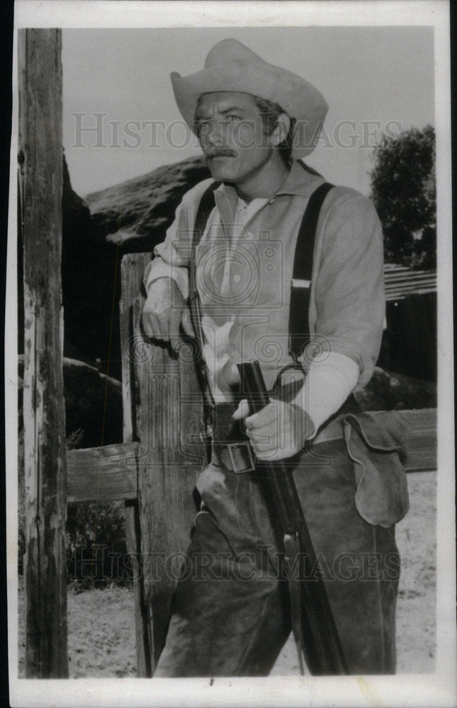 1958 Press Photo Morgan Woodward American Actor Dallas - Historic Images