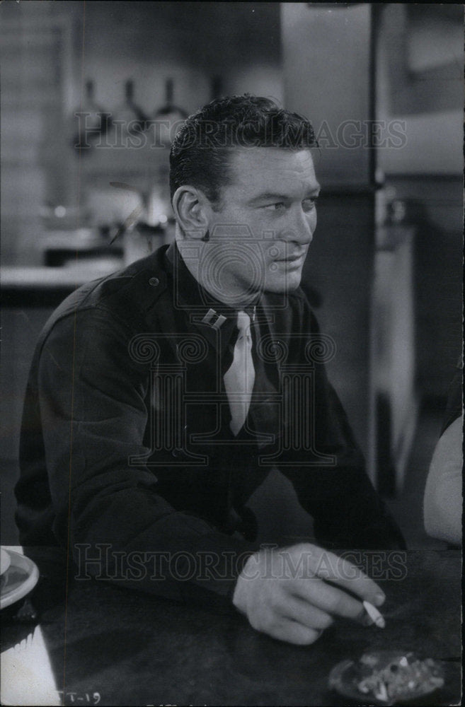 1951 Press Photo Actor Kenneth Tobey - Historic Images