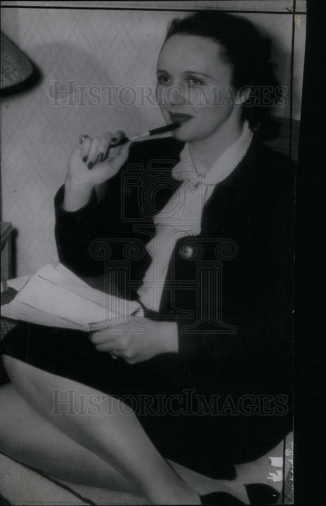 1948 Press Photo Lucy Malcomson Gregory Boyington WWII - Historic Images