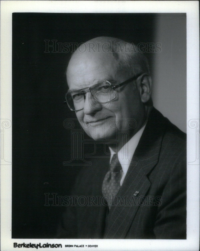 1988 Press Photo Western Capital Investment Buckels - Historic Images