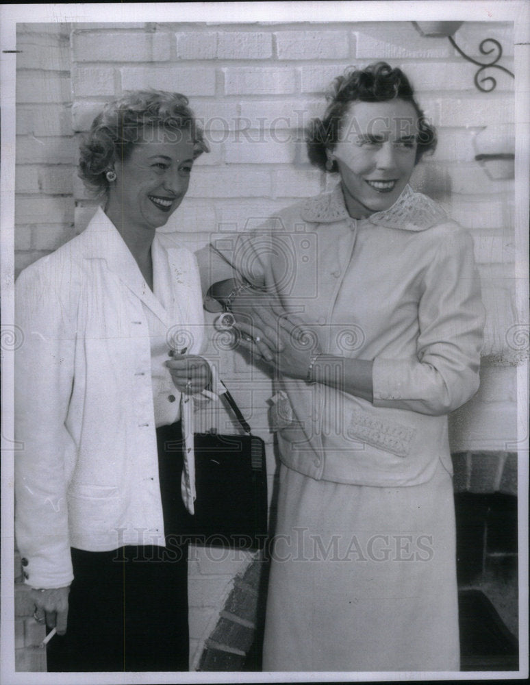 1957 Press Photo Mrs. William Burkhardt/Mrs. Burkart - Historic Images