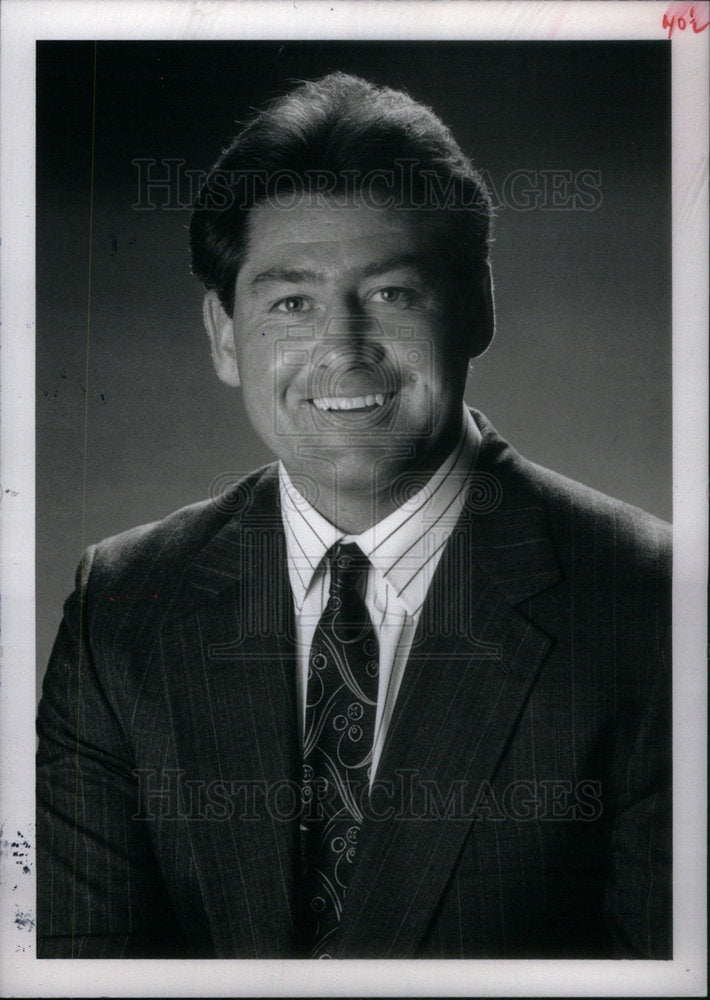 1989 Press Photo Michael Burke Executive - Historic Images