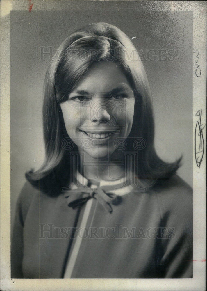 1968 Press Photo Carolyn Burgin campus recruiting head - Historic Images