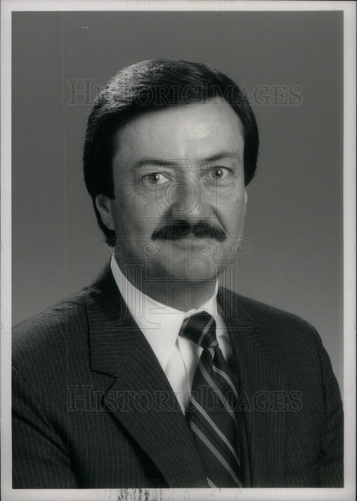 1986 Press Photo Les N. Dace President - Historic Images