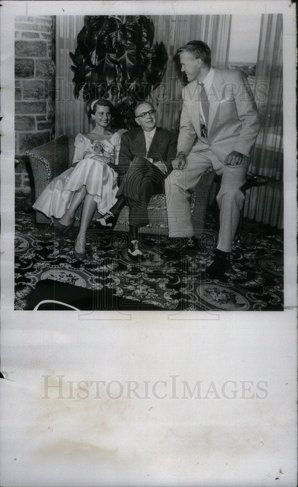 1954 Press Photo Miss Kay Schreiner Ralph Finney Marvin - Historic Images