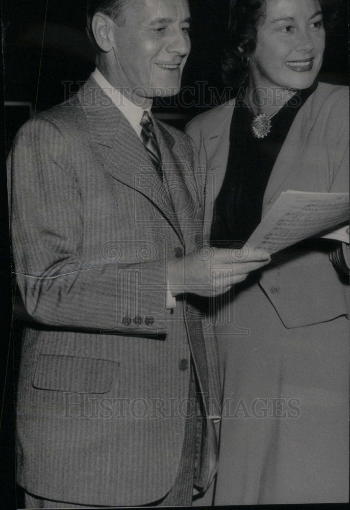 Press Photo Gladys Swarthout Harvey Firestone Jr radio - Historic Images