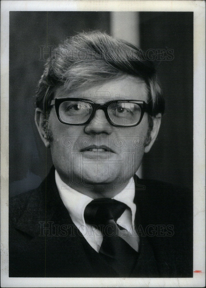 1976 Press Photo Robert Collins president Cobe Labs - Historic Images