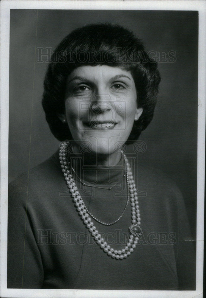 1981 Press Photo Annette Finesilver Aid Elder Handicap - Historic Images