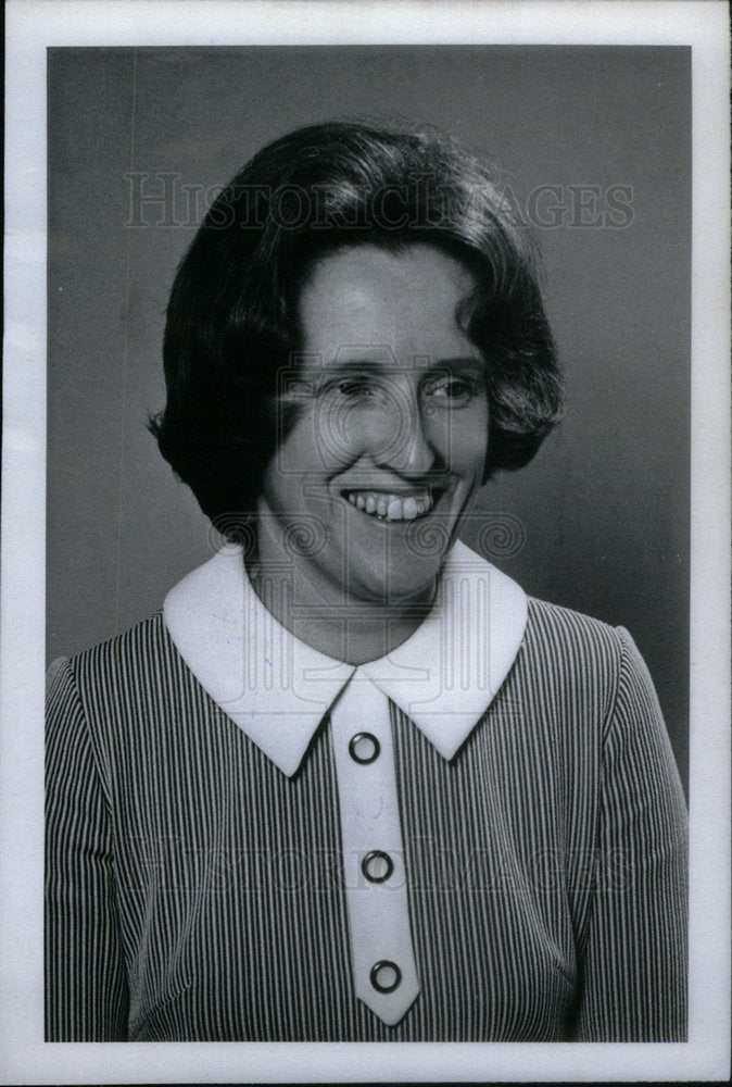 1972 Press Photo Joanne Crowley pose Phil Slattery - Historic Images