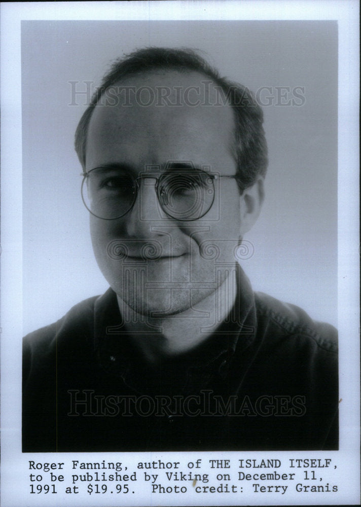 1991 Press Photo The Island Itself Author Fanning - Historic Images