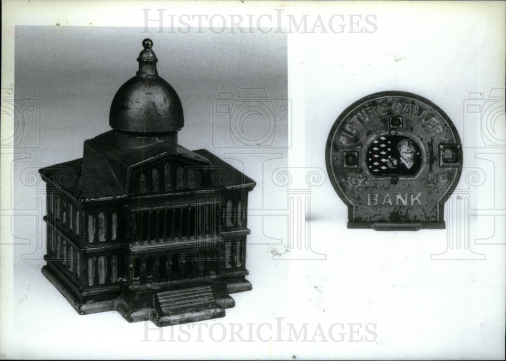 1994 Press Photo Antique Boston State House Bank - Historic Images