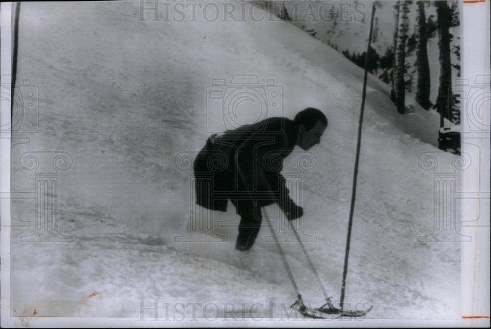 1960 Press Photo One Leg Skier Herbert Matz Montreal - Historic Images