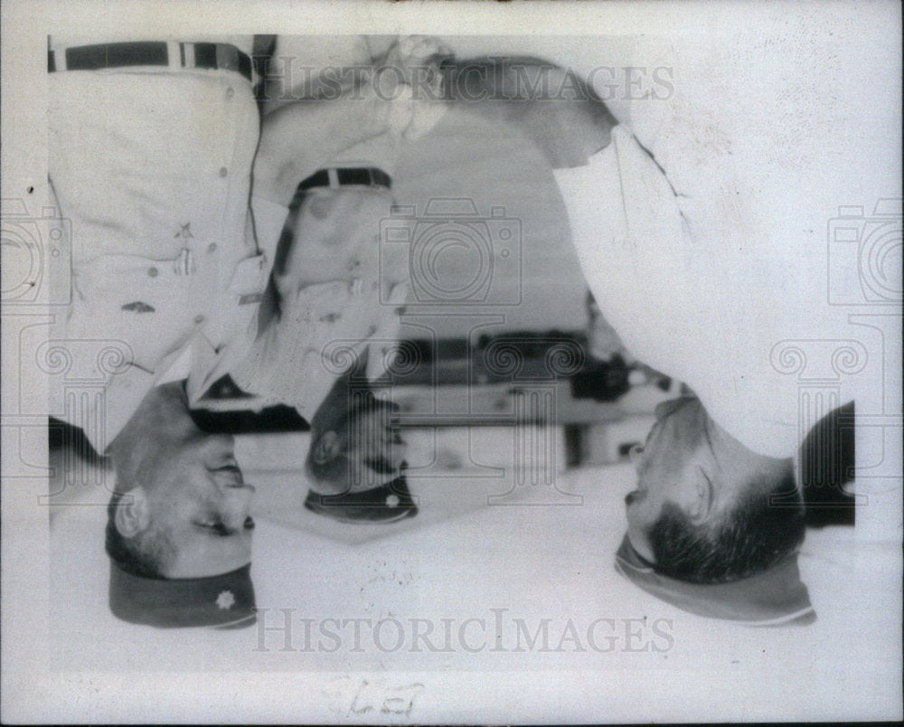 1969 Press Photo Major James Kater Silver Star. - Historic Images