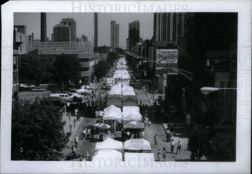 1994 Press Photo Art Festival Walls Street Picture Show - Historic Images