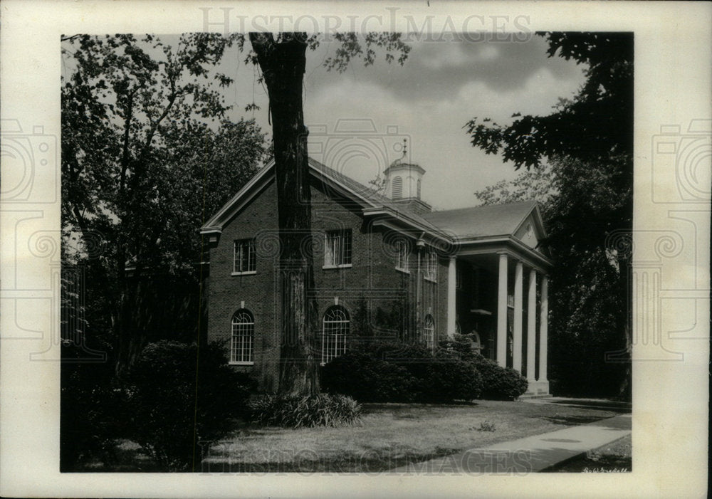 Press Photo Carthage College Library Student Chicago IL - Historic Images