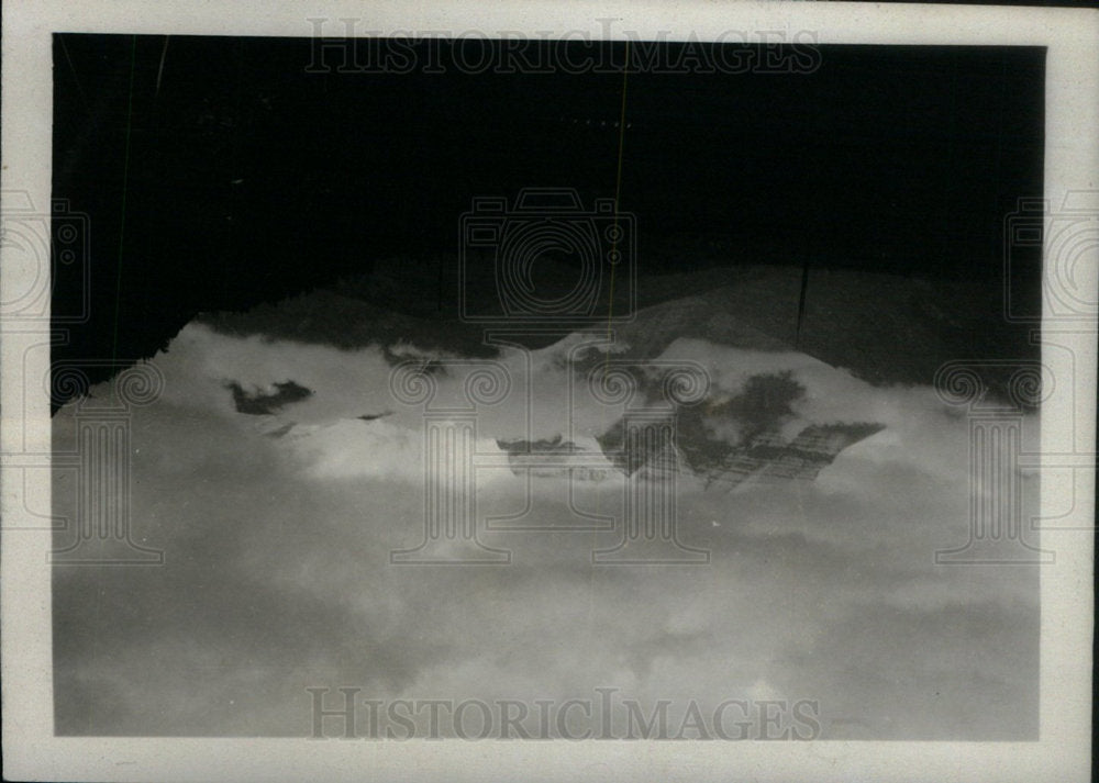1932 Press Photo Mount Robson Highest Peak Canada - Historic Images