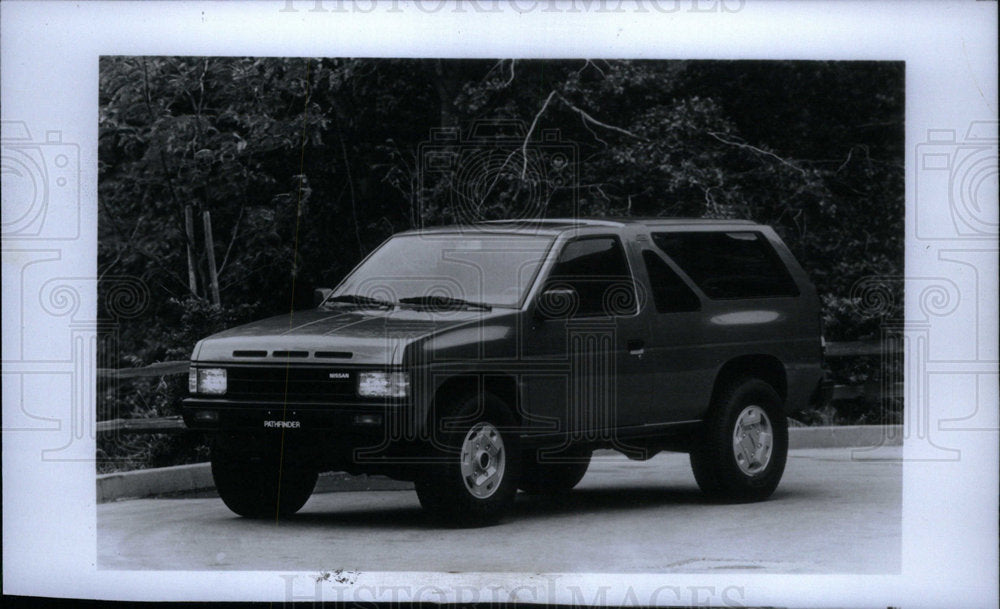 1986 Press Photo Nissan Model Truck Look Heavy Beauty - Historic Images