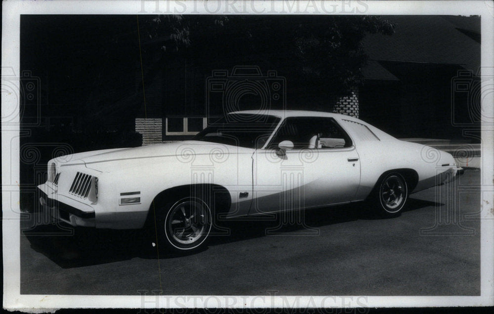 1973 Press Photo Pontiac Model Colonnade Engine Bonnet - Historic Images