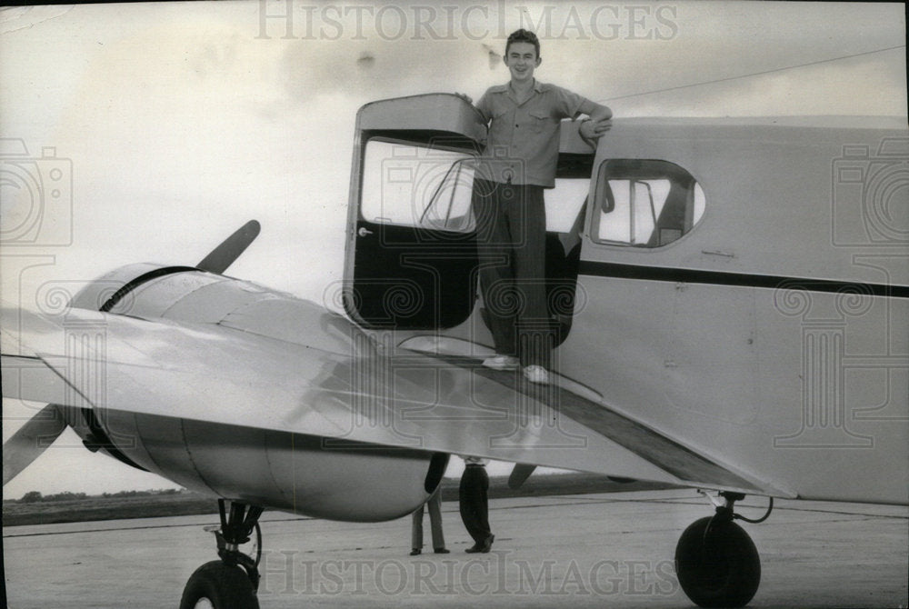 1940 Press Photo Dick James Youngest Pilot Denver Colo - RRX44151 - Historic Images