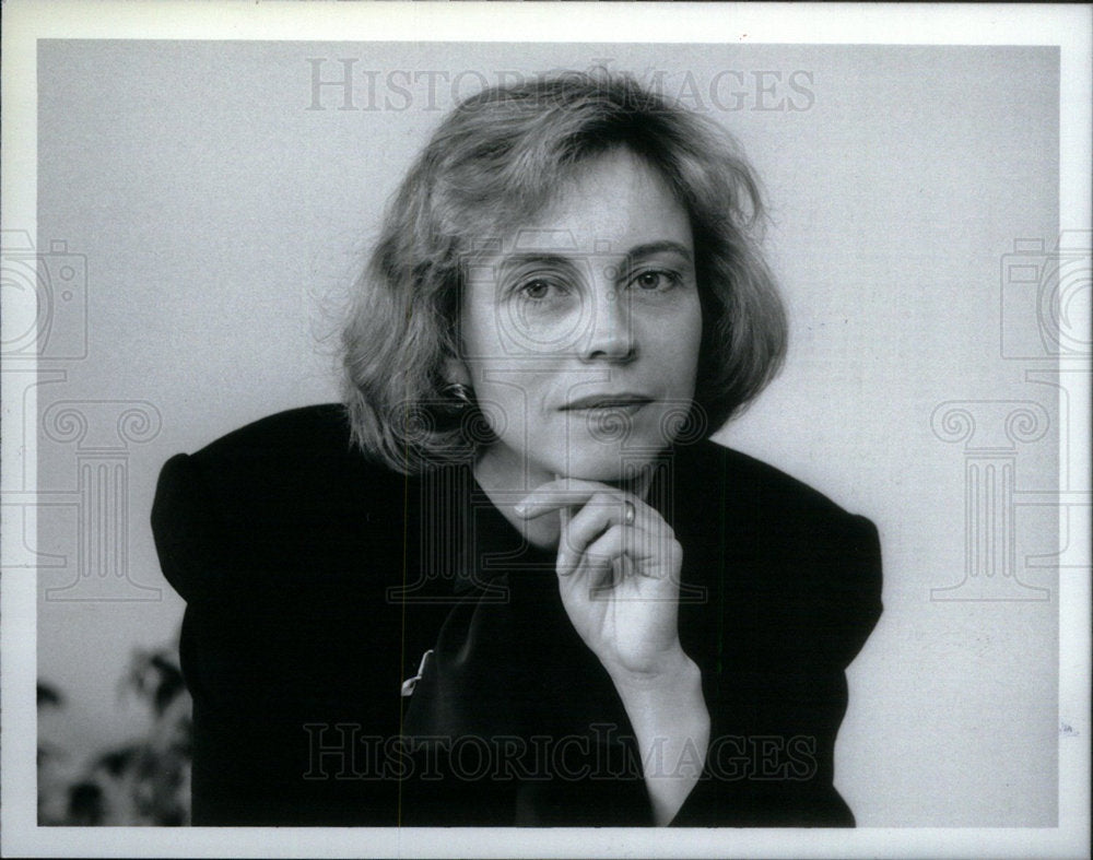 1989 Press Photo Janet Burkard Consultant. - Historic Images