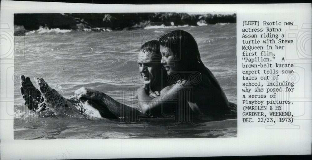 1973 Press Photo Ratna Assan Steve McQueen Papillon - Historic Images