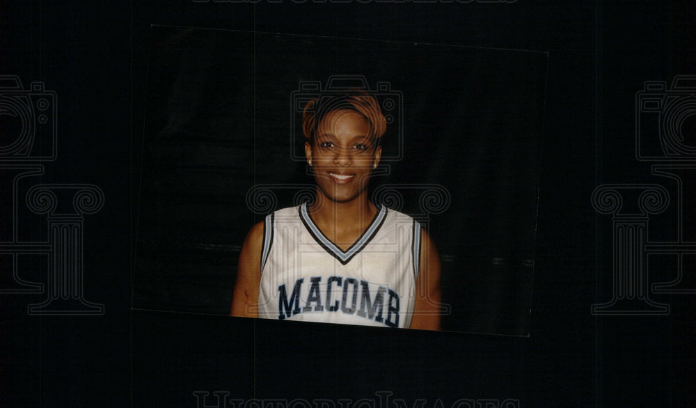 1997 Press Photo Deidra Macomb Show Picture Woman Smile - Historic Images