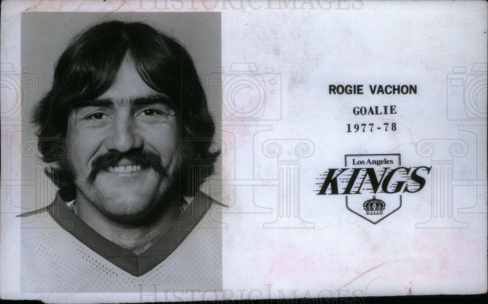 1977 Press Photo Rogie Vachon Los Angeles Kings Goalie - Historic Images