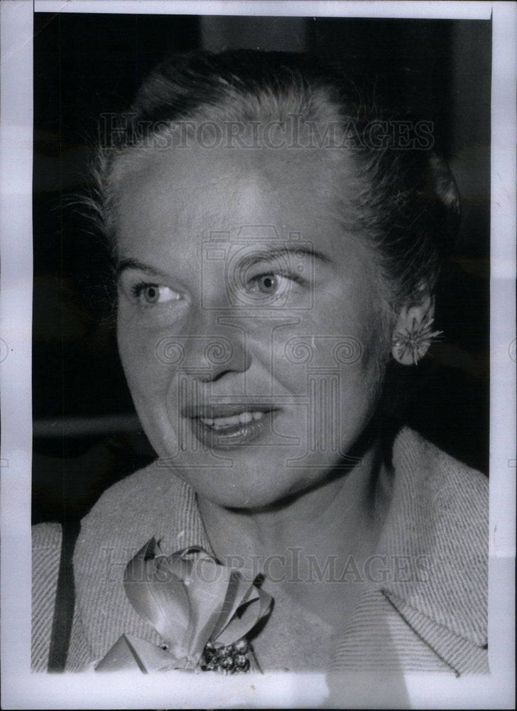 1956 Press Photo Barbara Paul Sears Rockefeller Bobo - Historic Images