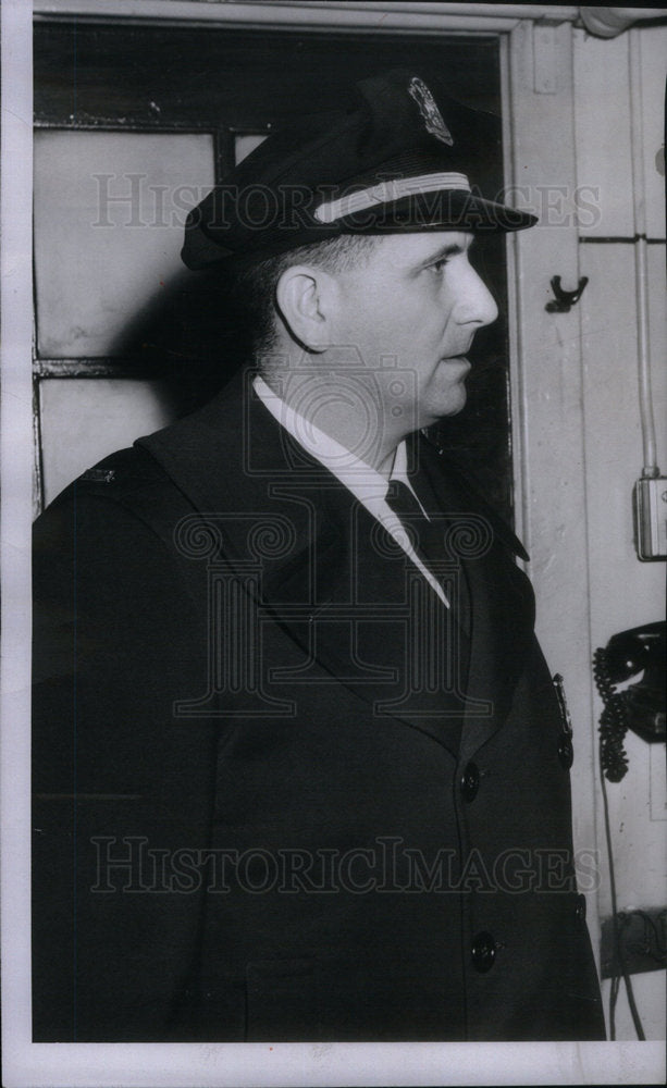 1956 Press Photo Police Pat Michael Babiuk Thomas - Historic Images