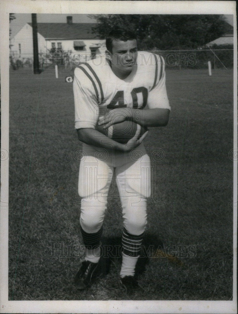 1985 Press Photo Football Cahoia Illinois Larry - Historic Images