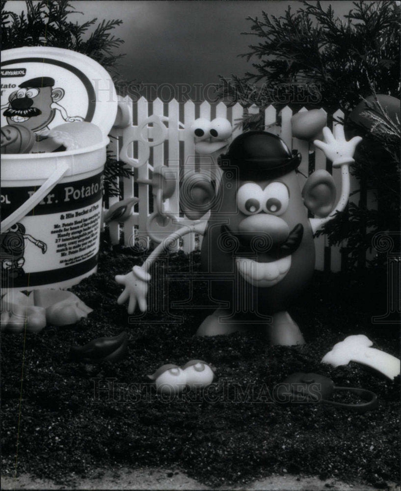 Press Photo Potato Head American toy Hasbro Government - Historic Images