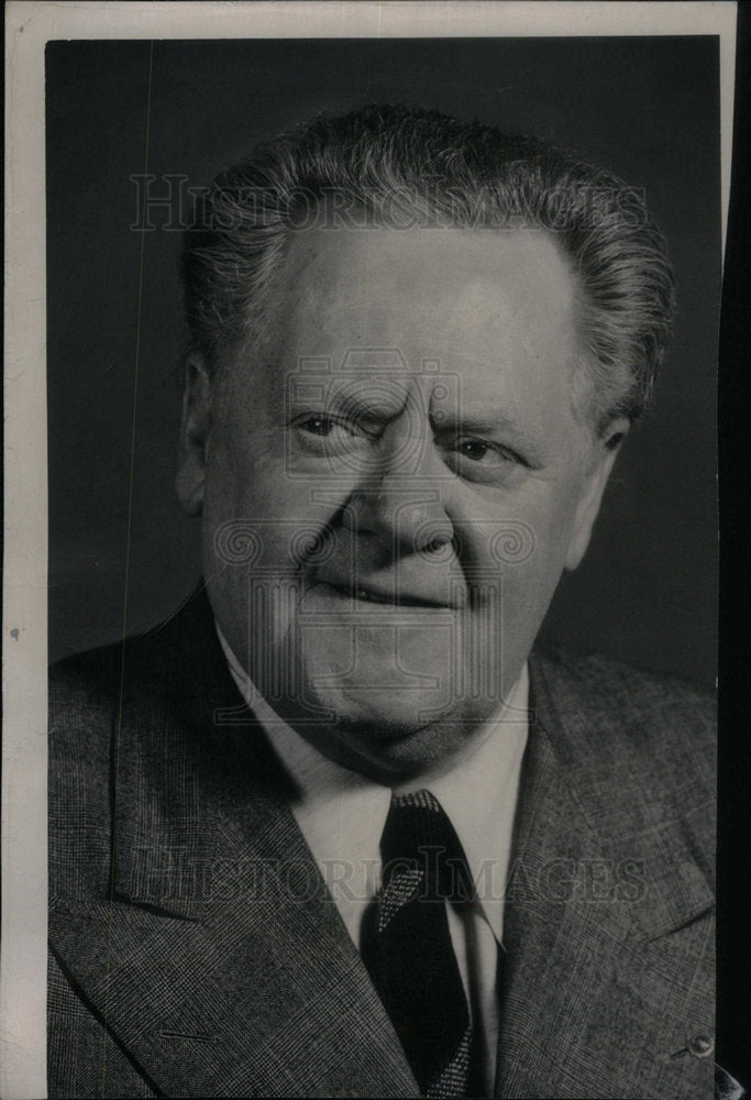 1949 Press Photo Joe Yule Actor Comedian - Historic Images