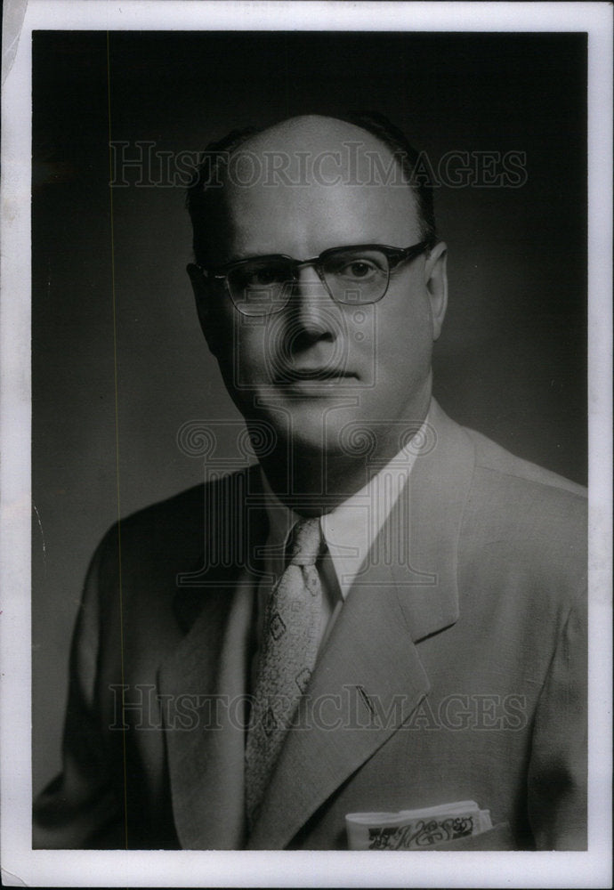 1959 Press Photo Man of The Ohio Oil Co. - Historic Images