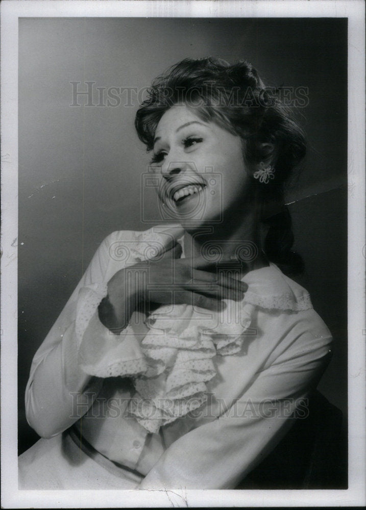 1970 Press Photo Desire Actress Smith Barbara - Historic Images