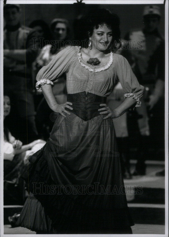 1989 Press Photo Mezzo Cleopatra Romanian Carmen - Historic Images