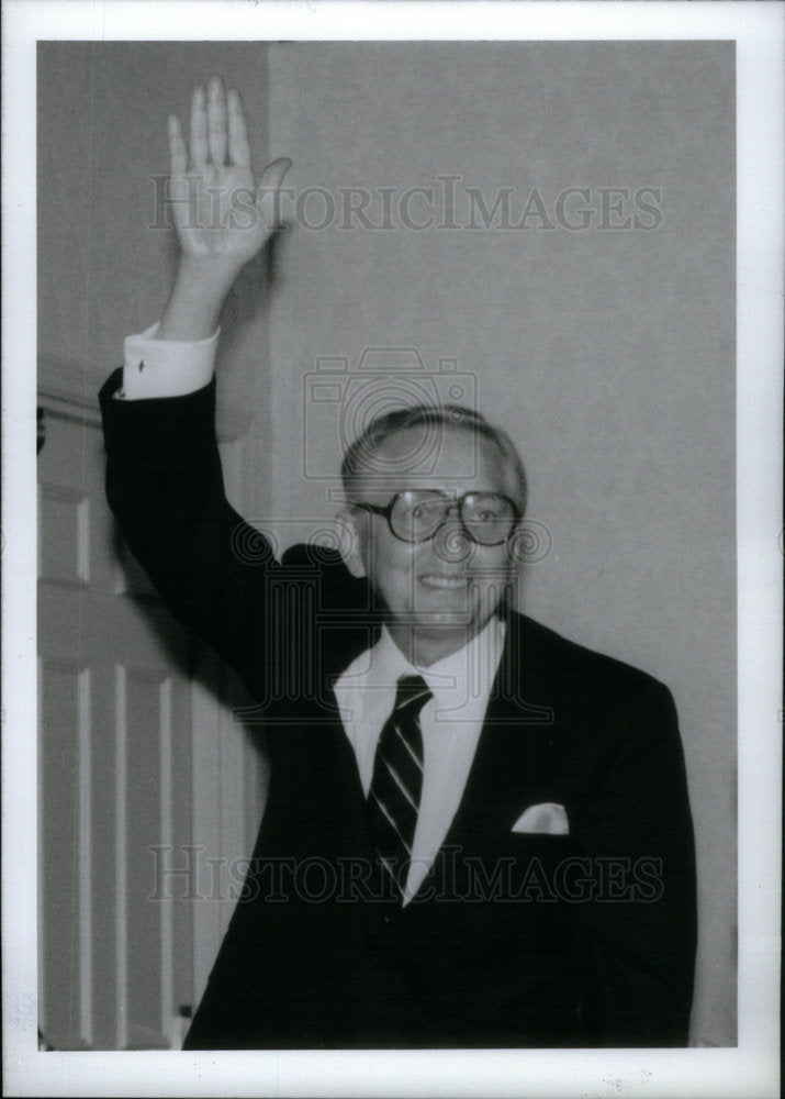 1988 Press Photo Richard Headlee Politician - Historic Images