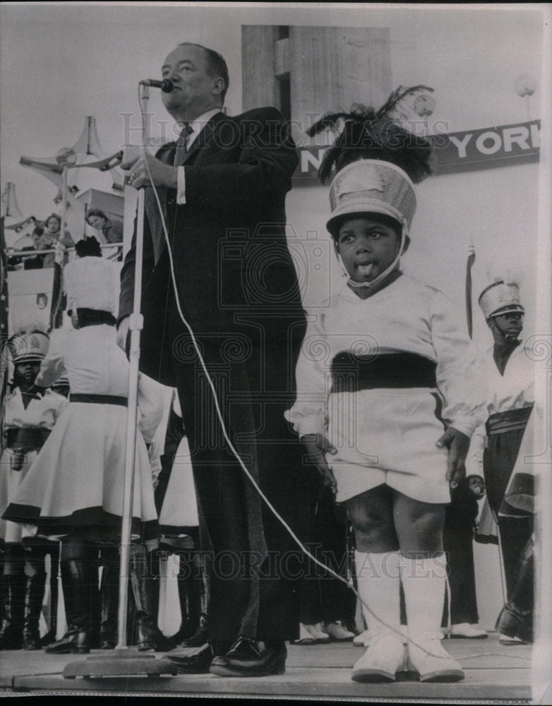 1965 Press Photo Vice President Humphrey Worlds Fair - Historic Images