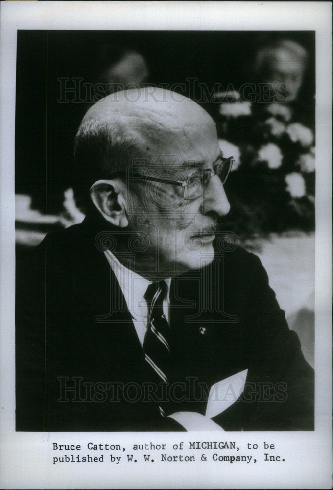 1976 Press Photo Author Bruce Catton - Historic Images