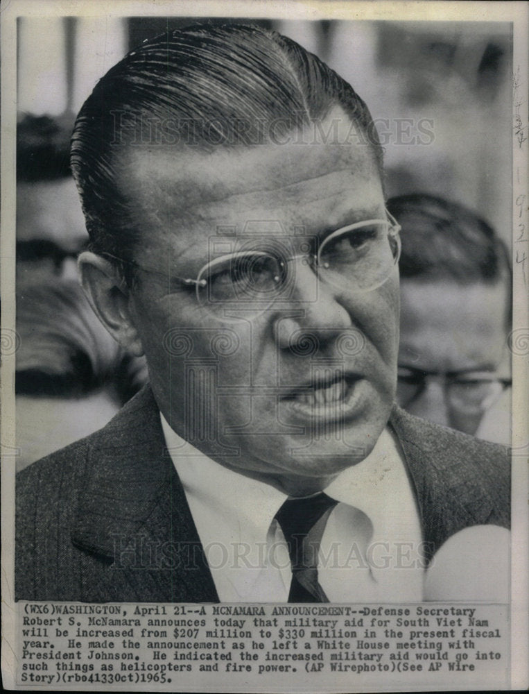 1965 Press Photo McNamara Announcement - Historic Images