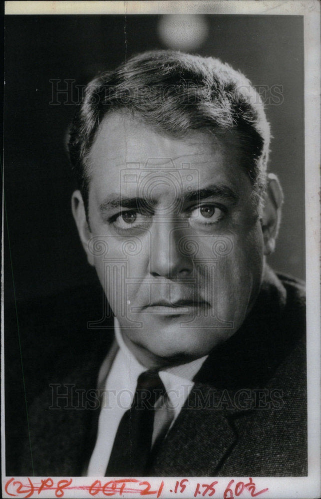 1974 Press Photo Raymond Burr - Historic Images