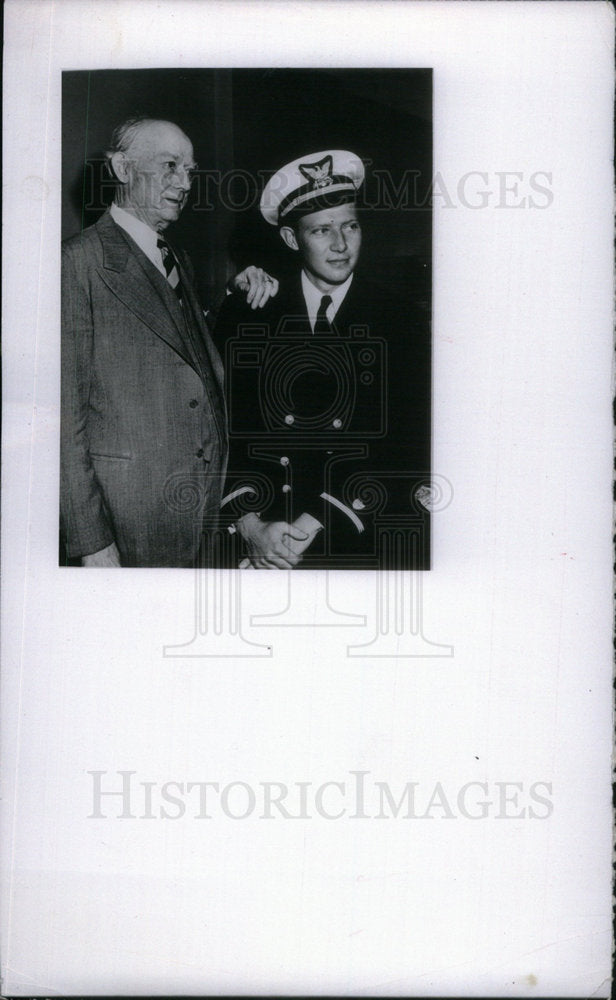 1957 Press Photo Stephen McNichols - Historic Images